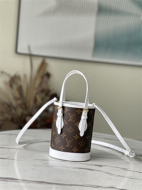 louis vuitton nano bucket